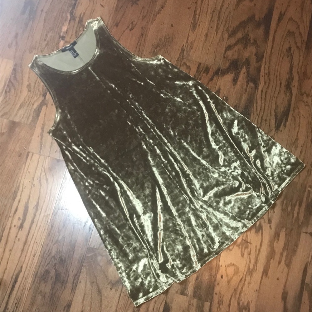 Forever 21 velvet green dress size M
